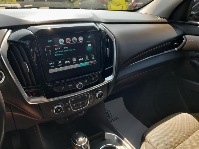 used 2019 Chevrolet Traverse car, priced at $21,677