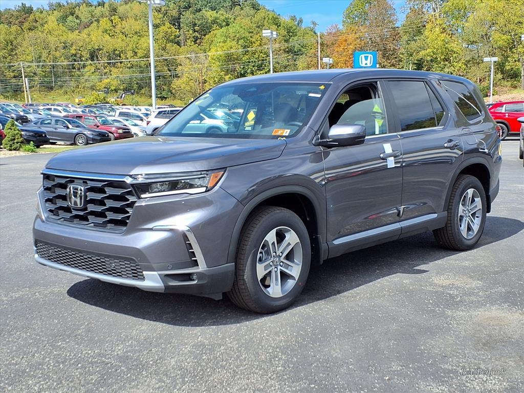 new 2025 Honda Pilot car, priced at $47,376