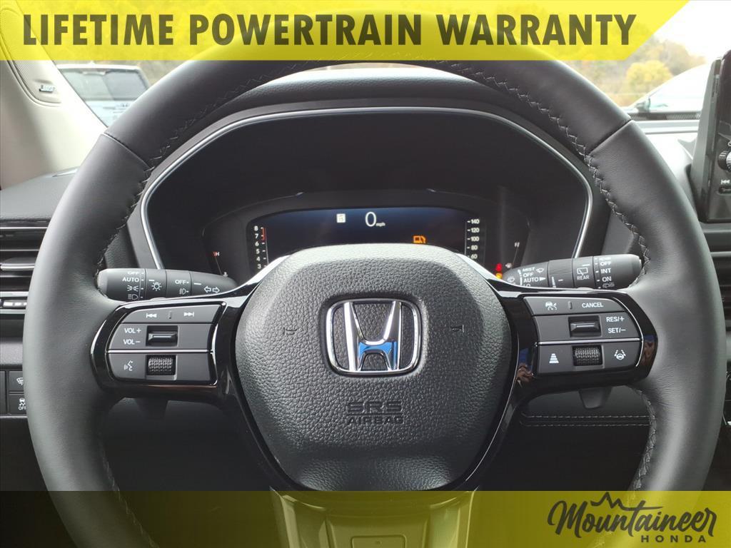 new 2025 Honda Pilot car, priced at $50,322