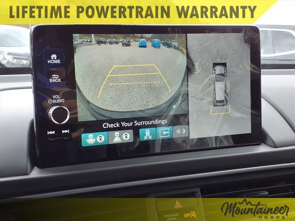 new 2025 Honda Pilot car, priced at $50,322