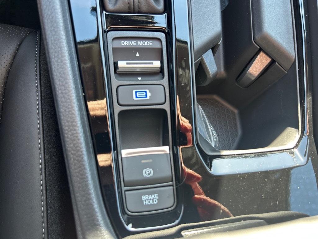 new 2025 Honda Accord Hybrid car, priced at $34,729