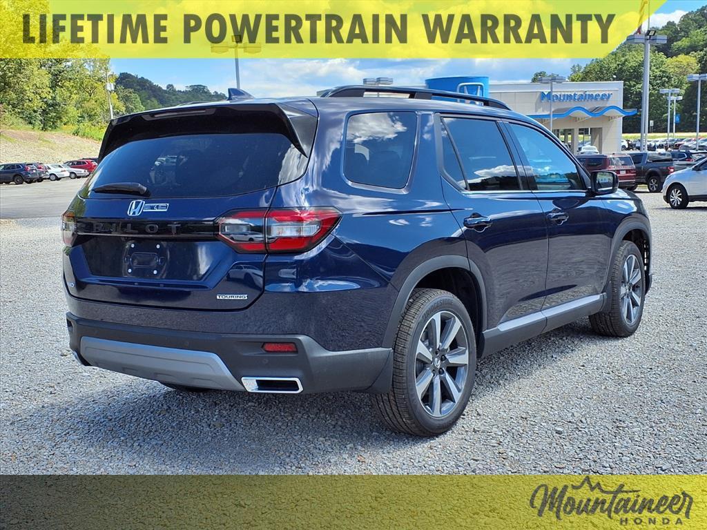 new 2025 Honda Pilot car, priced at $47,376
