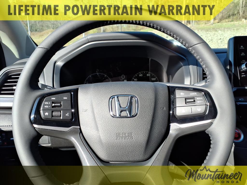 new 2026 Honda Odyssey car, priced at $42,010