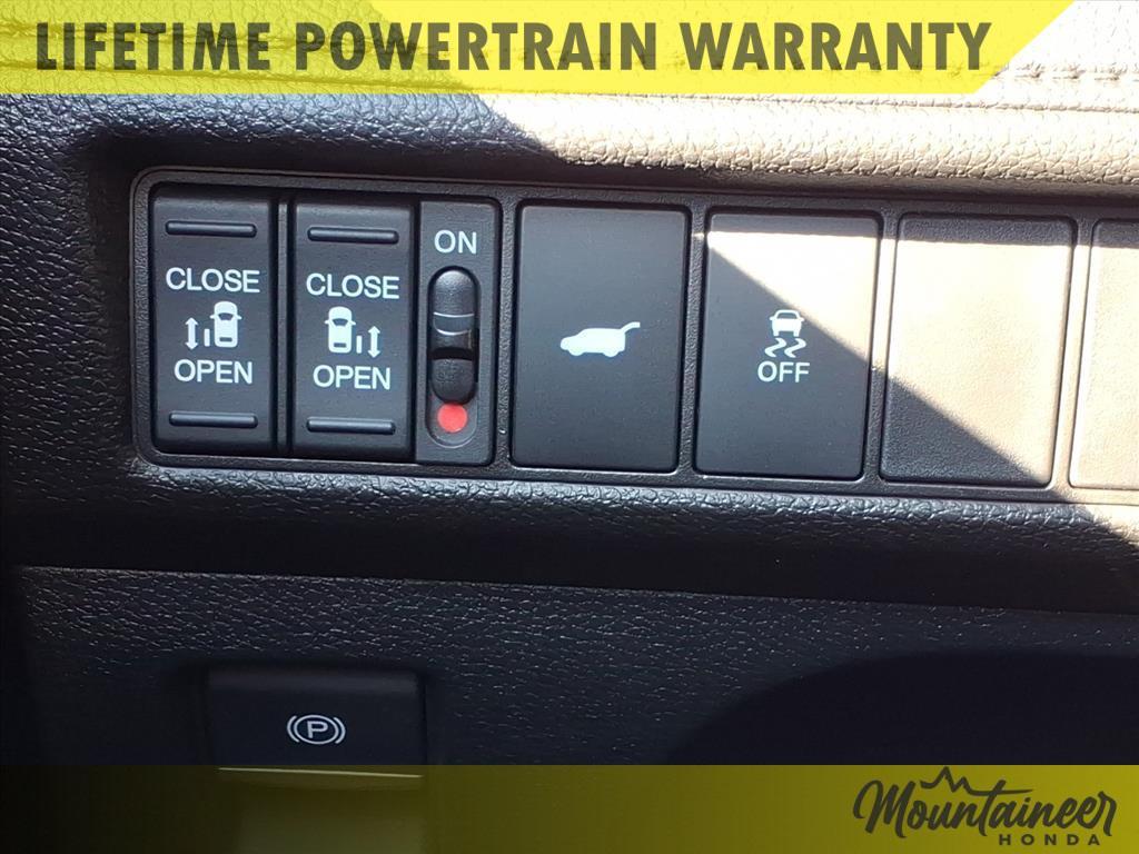 new 2026 Honda Odyssey car, priced at $42,010