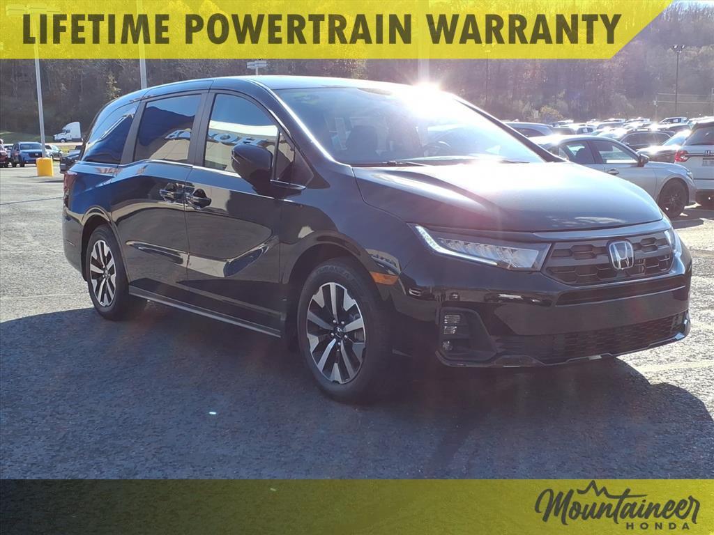 new 2026 Honda Odyssey car, priced at $42,010