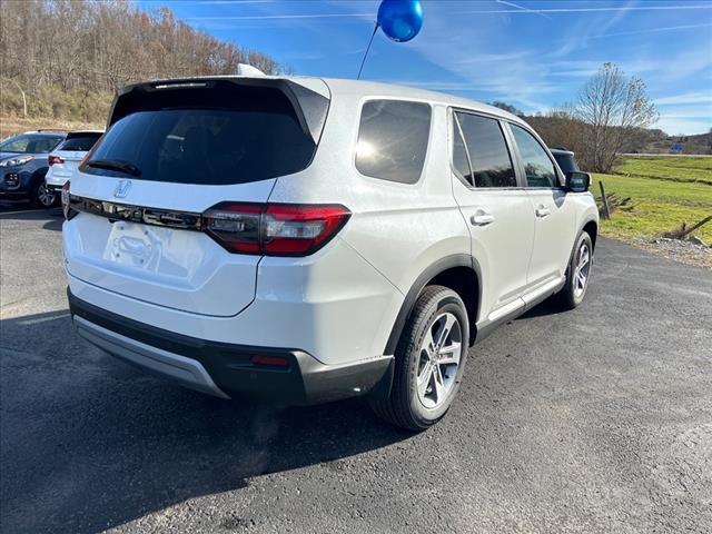 new 2025 Honda Pilot car, priced at $47,450