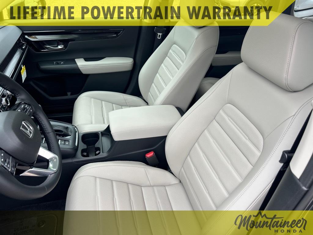 used 2026 Honda CR-V car, priced at $35,900