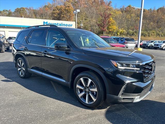 new 2025 Honda Pilot car, priced at $51,985