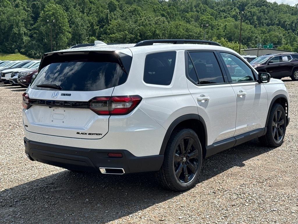 new 2025 Honda Pilot car, priced at $56,485