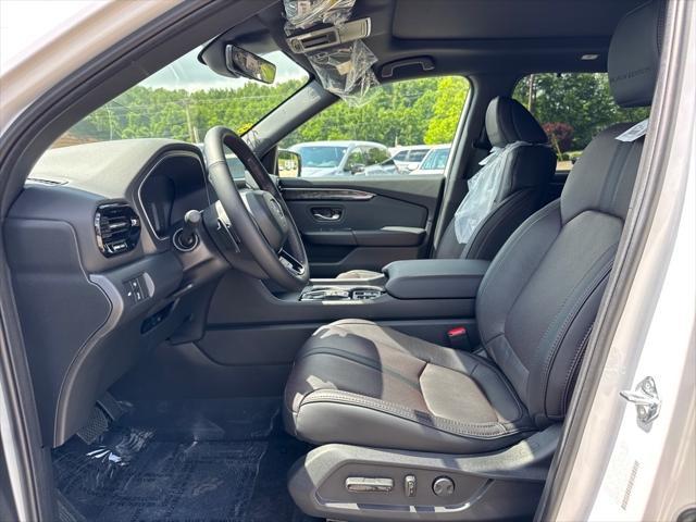 new 2025 Honda Pilot car, priced at $56,485