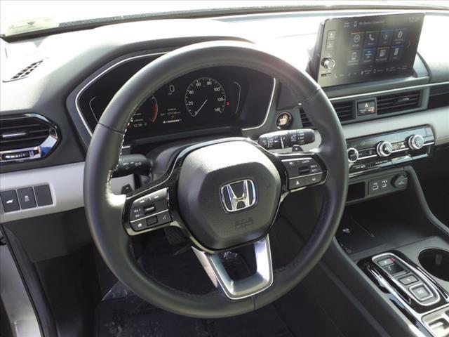 used 2024 Honda Pilot car, priced at $41,797