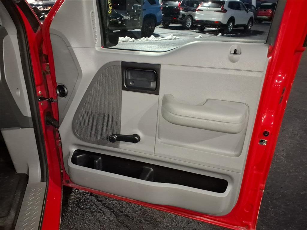 used 2005 Ford F-150 car, priced at $6,500