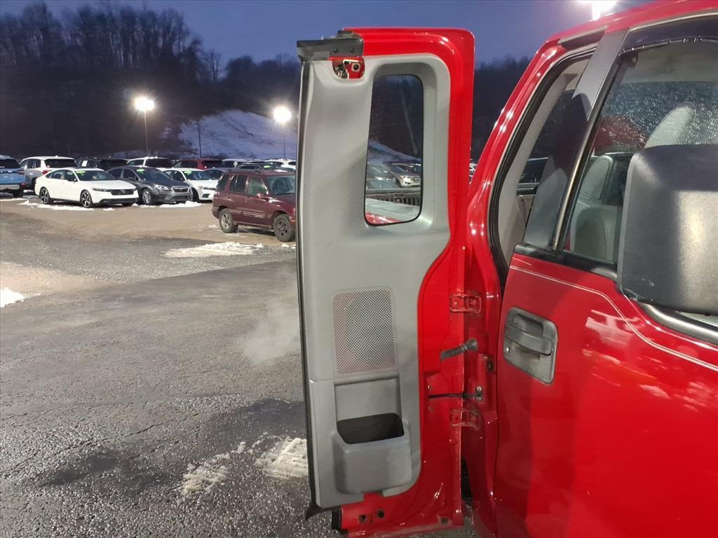 used 2005 Ford F-150 car, priced at $6,500