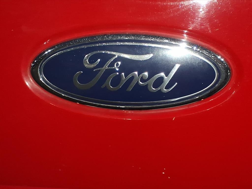 used 2005 Ford F-150 car, priced at $6,500
