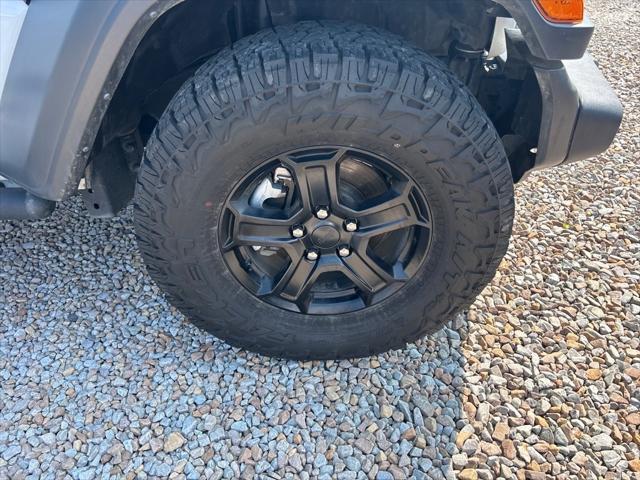 used 2022 Jeep Wrangler Unlimited car, priced at $31,000