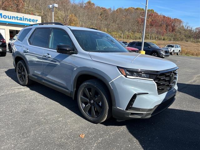 new 2025 Honda Pilot car, priced at $57,420