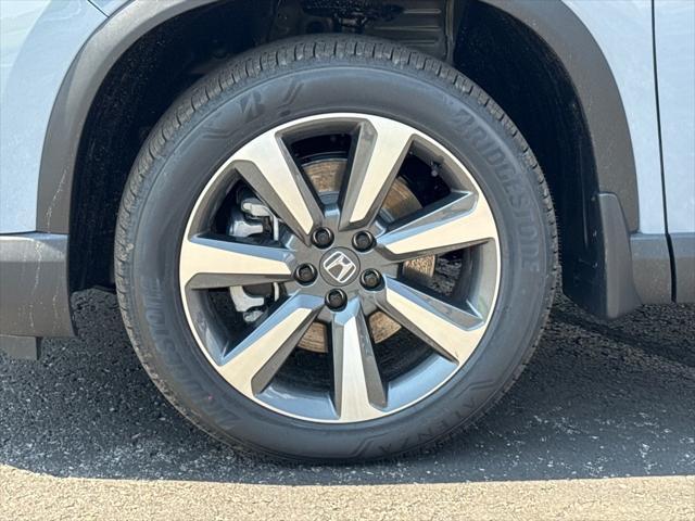 new 2025 Honda Pilot car, priced at $54,985
