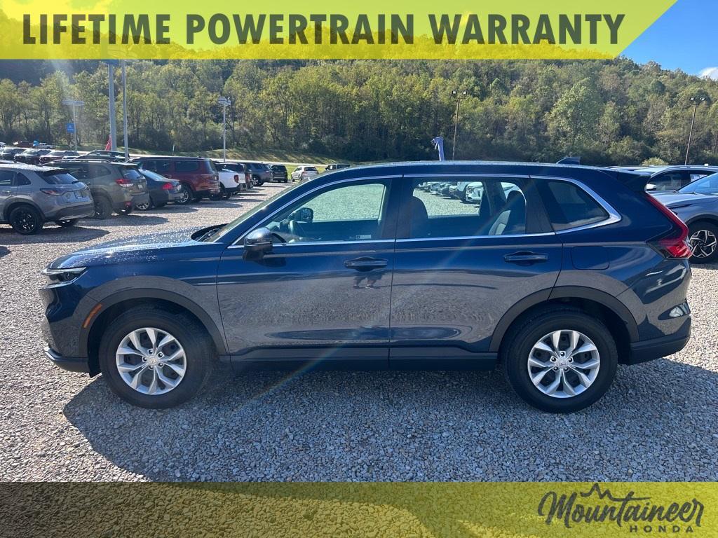 used 2023 Honda CR-V car, priced at $25,900