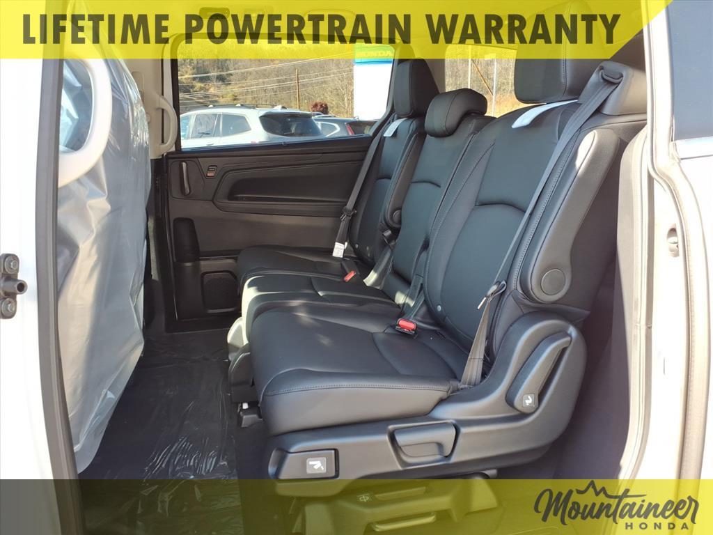 new 2026 Honda Odyssey car, priced at $42,437