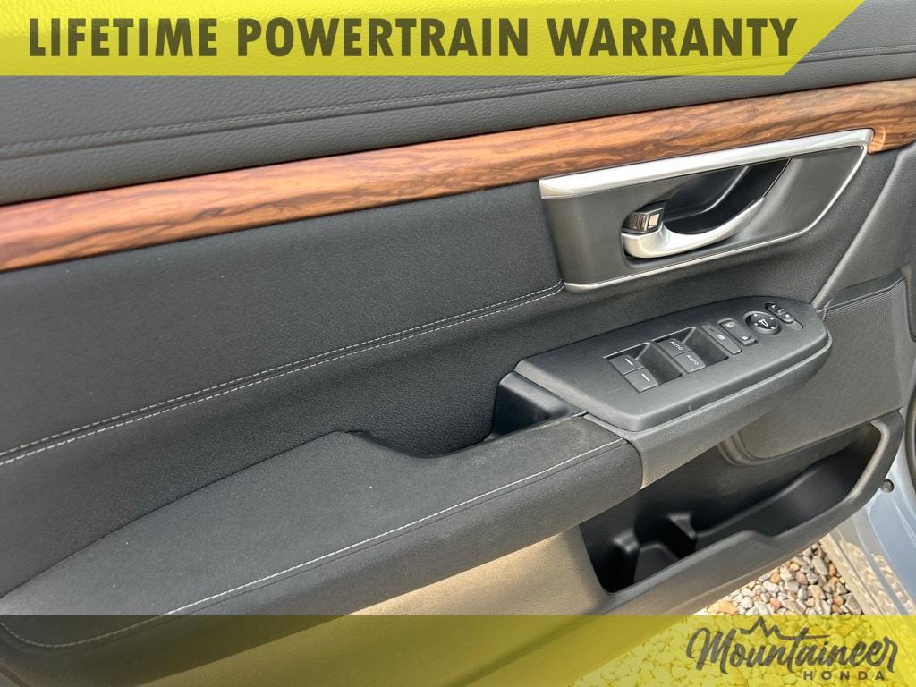 used 2021 Honda CR-V car, priced at $27,800