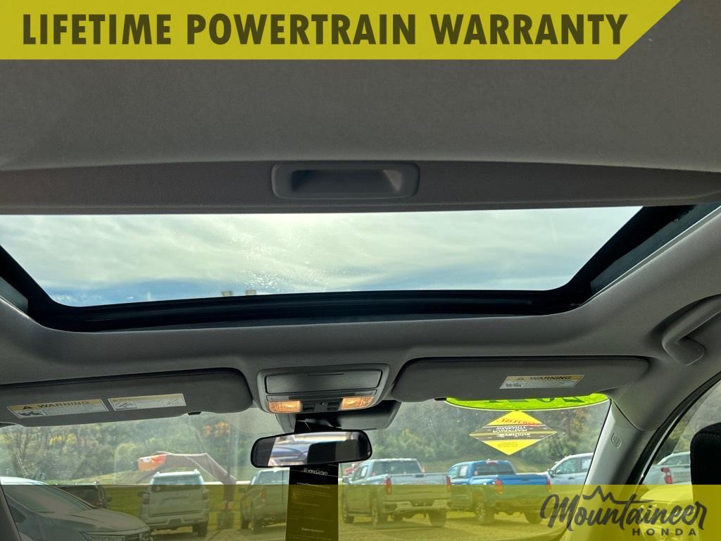 used 2021 Honda CR-V car, priced at $27,800