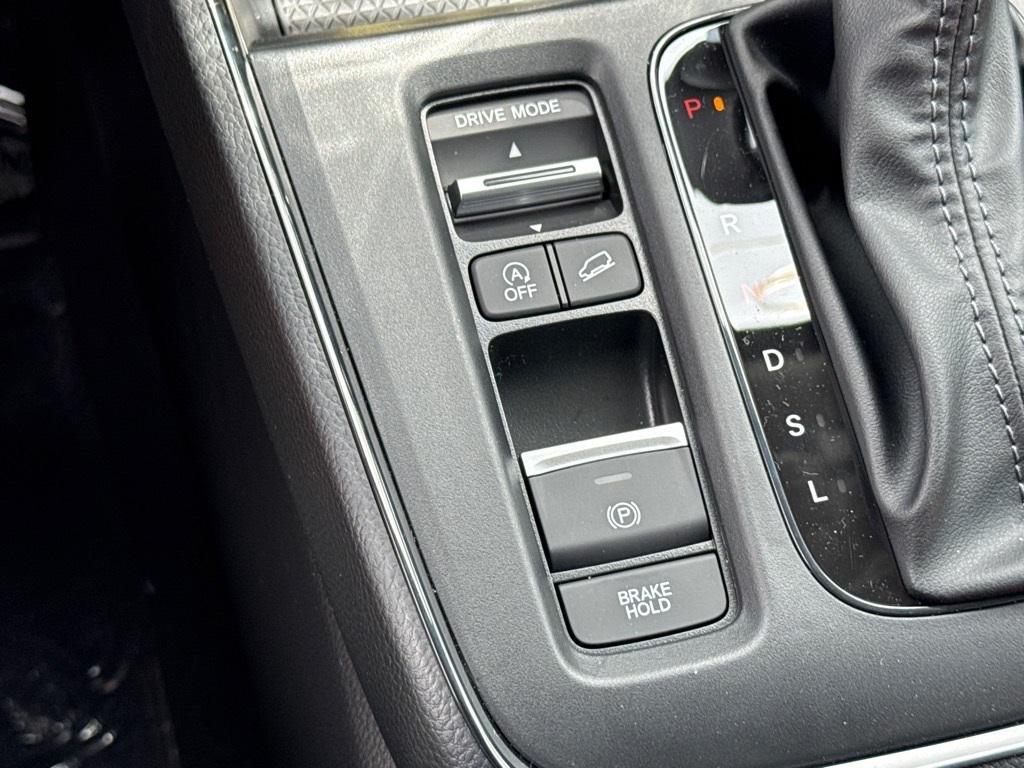 new 2025 Honda CR-V car, priced at $38,350