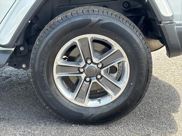 used 2022 Jeep Wrangler Unlimited car, priced at $32,400