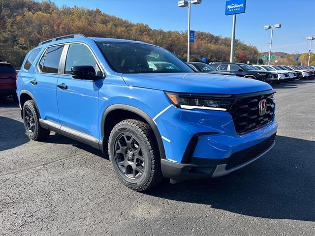 new 2025 Honda Pilot car, priced at $51,250