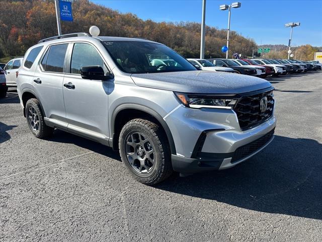 new 2025 Honda Pilot car, priced at $50,795