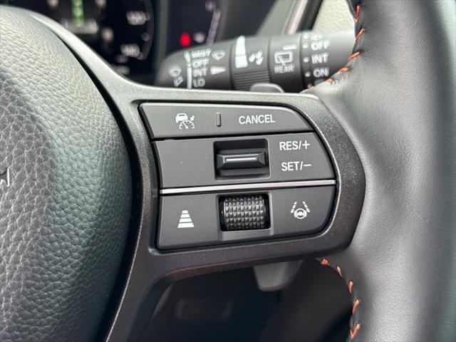 new 2026 Honda CR-V Hybrid car, priced at $40,195