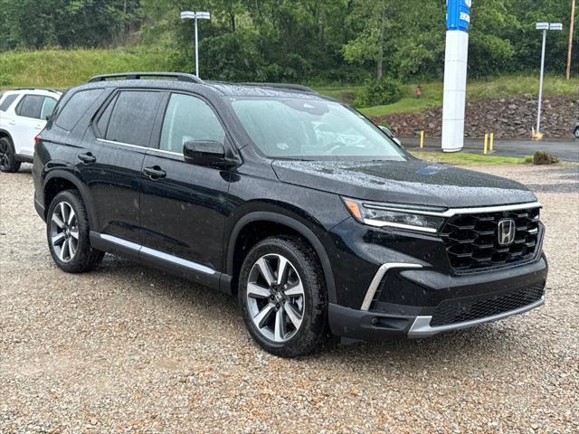 new 2025 Honda Pilot car, priced at $54,530
