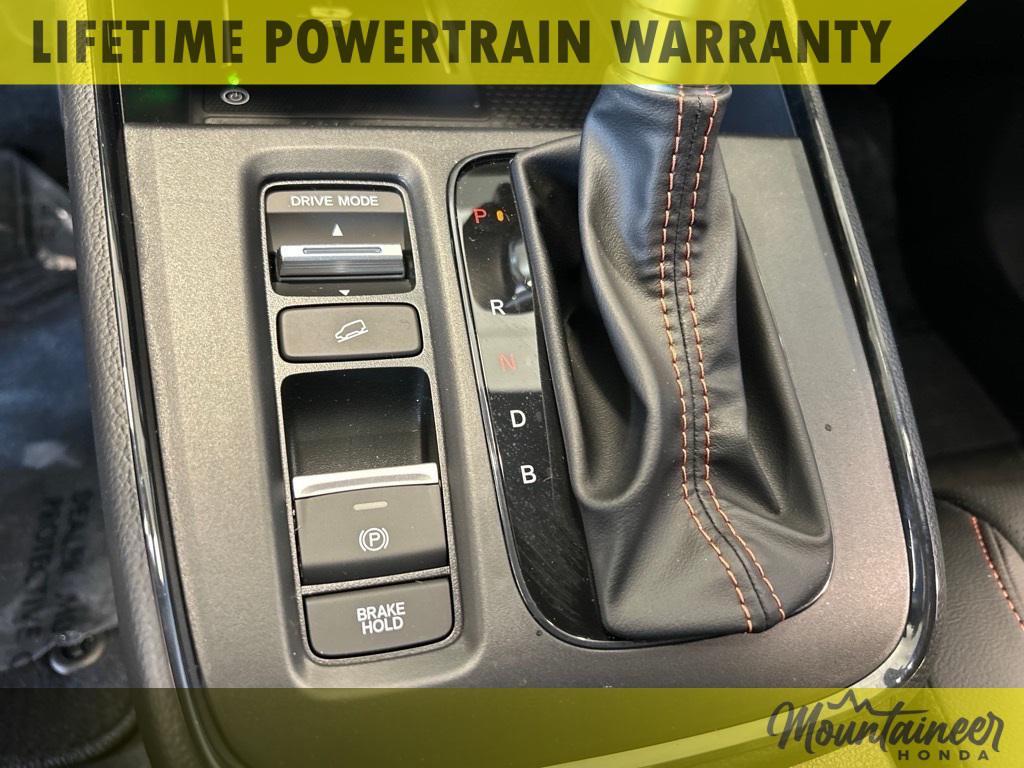 new 2026 Honda CR-V Hybrid car, priced at $39,683