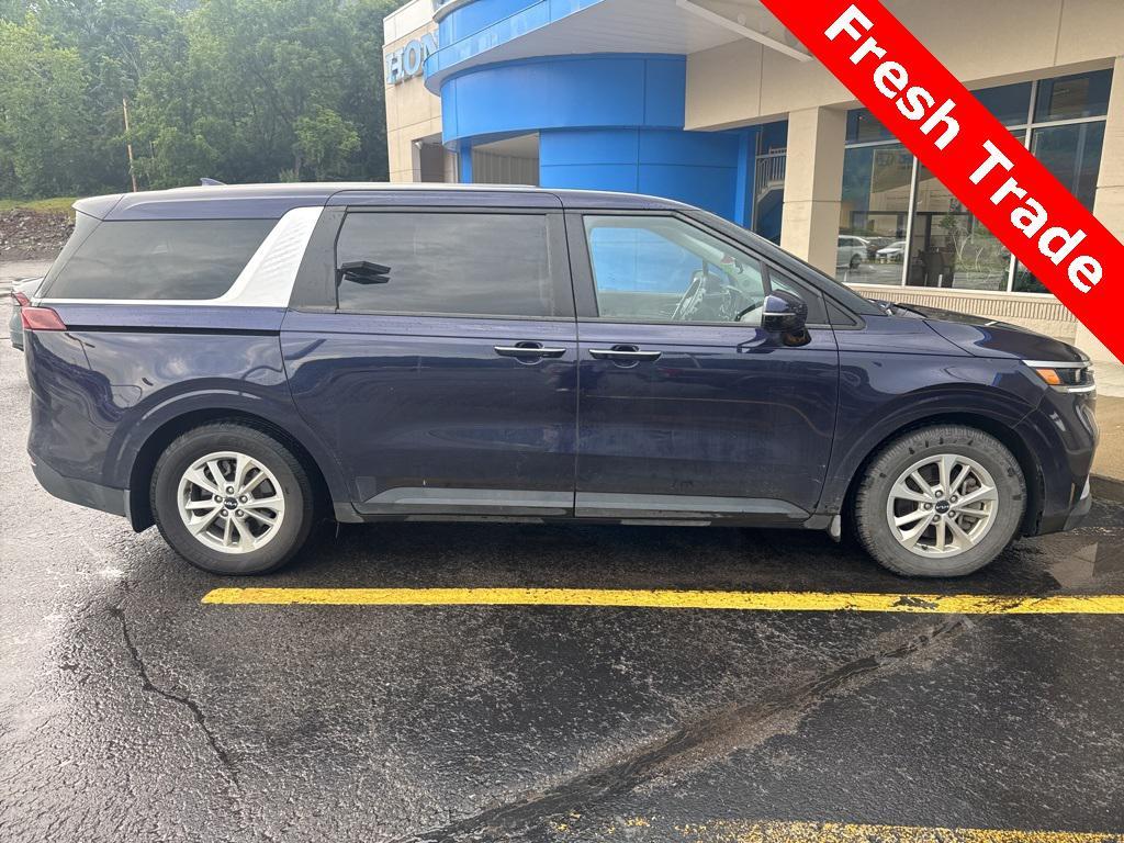 used 2024 Kia Carnival car, priced at $30,100