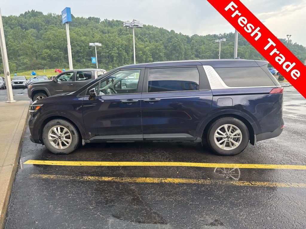 used 2024 Kia Carnival car, priced at $30,100