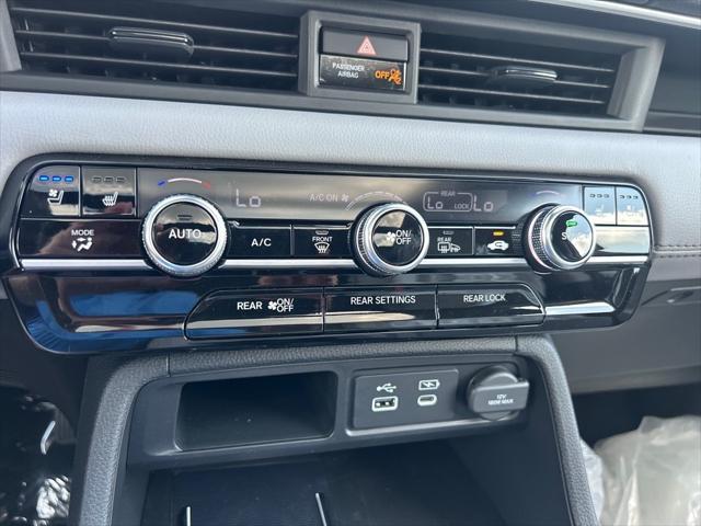 new 2025 Honda Pilot car, priced at $54,530