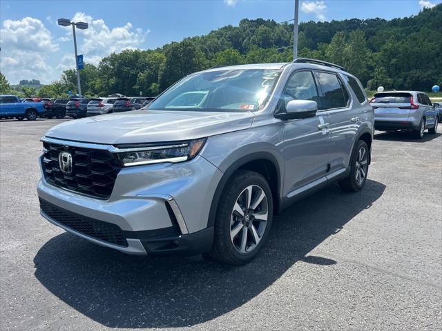 new 2025 Honda Pilot car, priced at $54,530