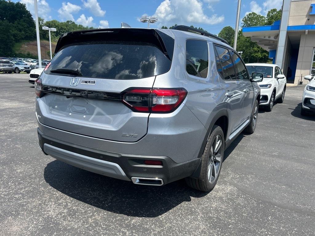 new 2025 Honda Pilot car, priced at $54,530