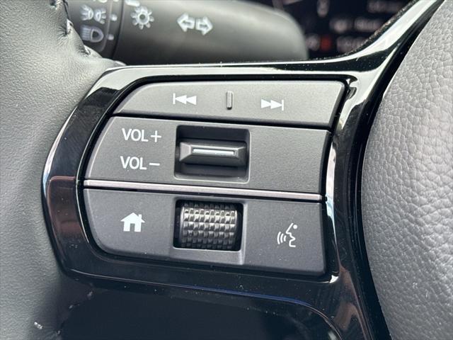 new 2025 Honda CR-V Hybrid car, priced at $39,874