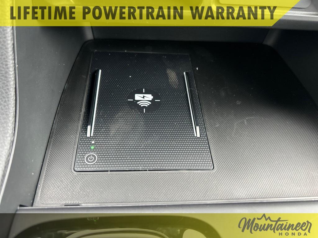 new 2025 Honda Pilot car, priced at $47,923