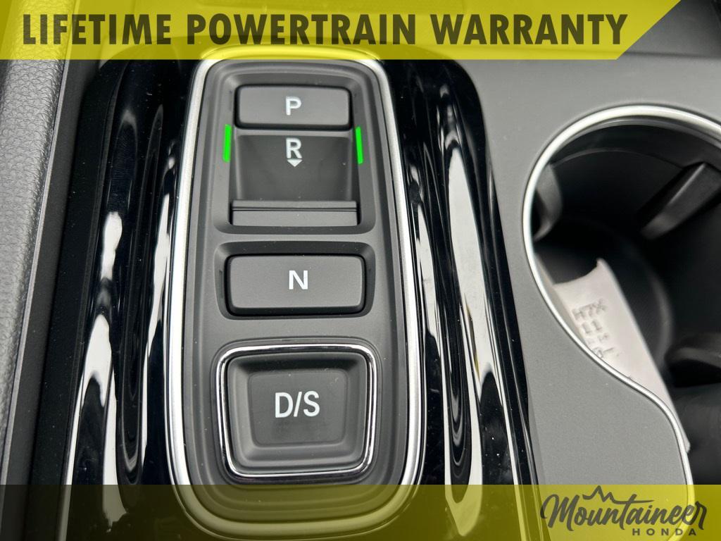 new 2025 Honda Pilot car, priced at $47,923