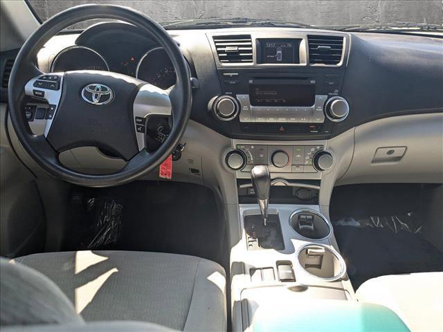 used 2011 Toyota Highlander car, priced at $6,799