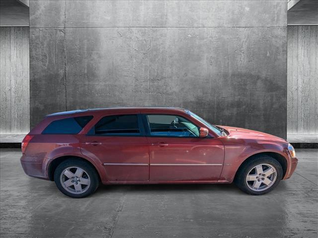 used 2007 Dodge Magnum car, priced at $8,999