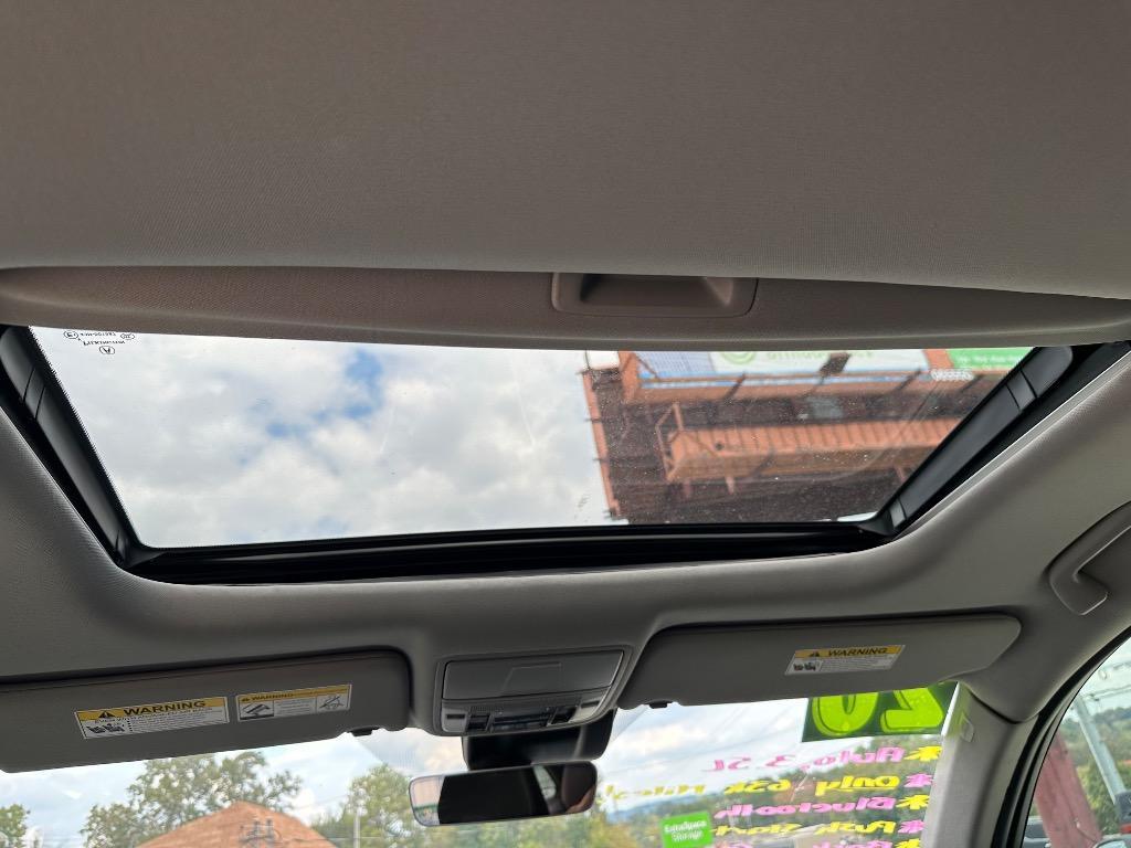 used 2020 Acura MDX car, priced at $21,950