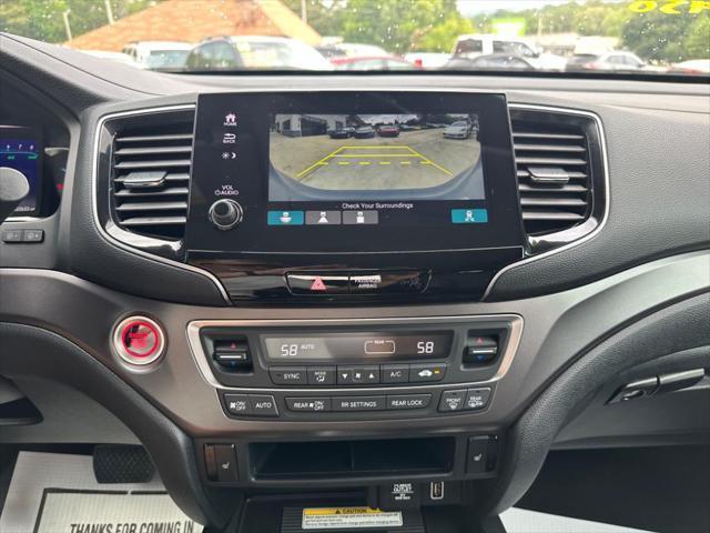 used 2022 Honda Pilot car, priced at $29,950