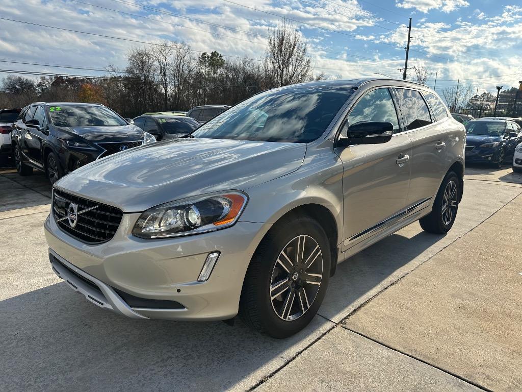 used 2017 Volvo XC60 car, priced at $9,950