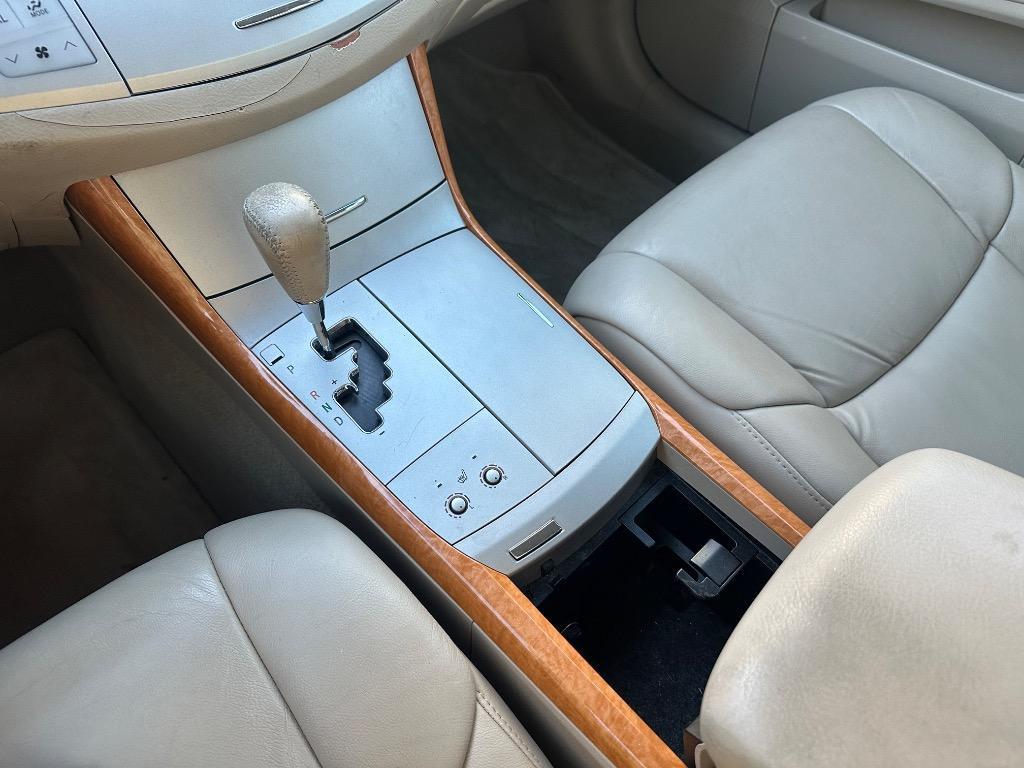used 2005 Toyota Avalon car, priced at $7,950