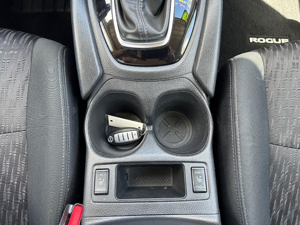 used 2020 Nissan Rogue car, priced at $13,950