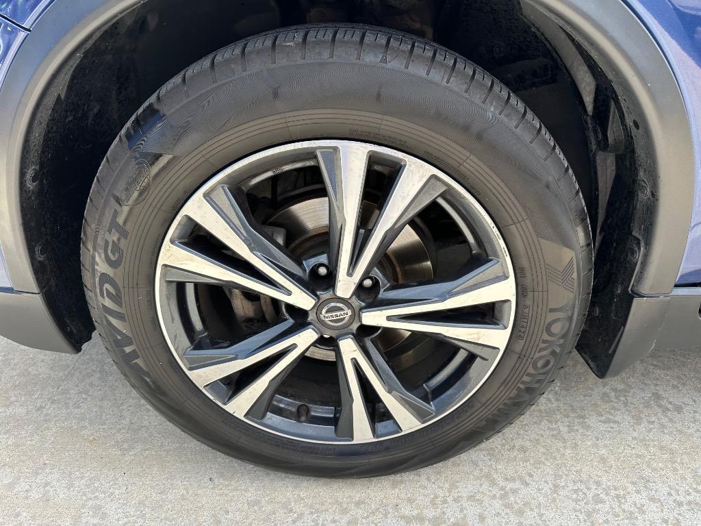 used 2020 Nissan Rogue car, priced at $13,950