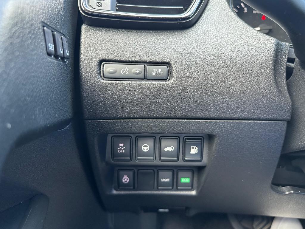 used 2020 Nissan Rogue car, priced at $13,950