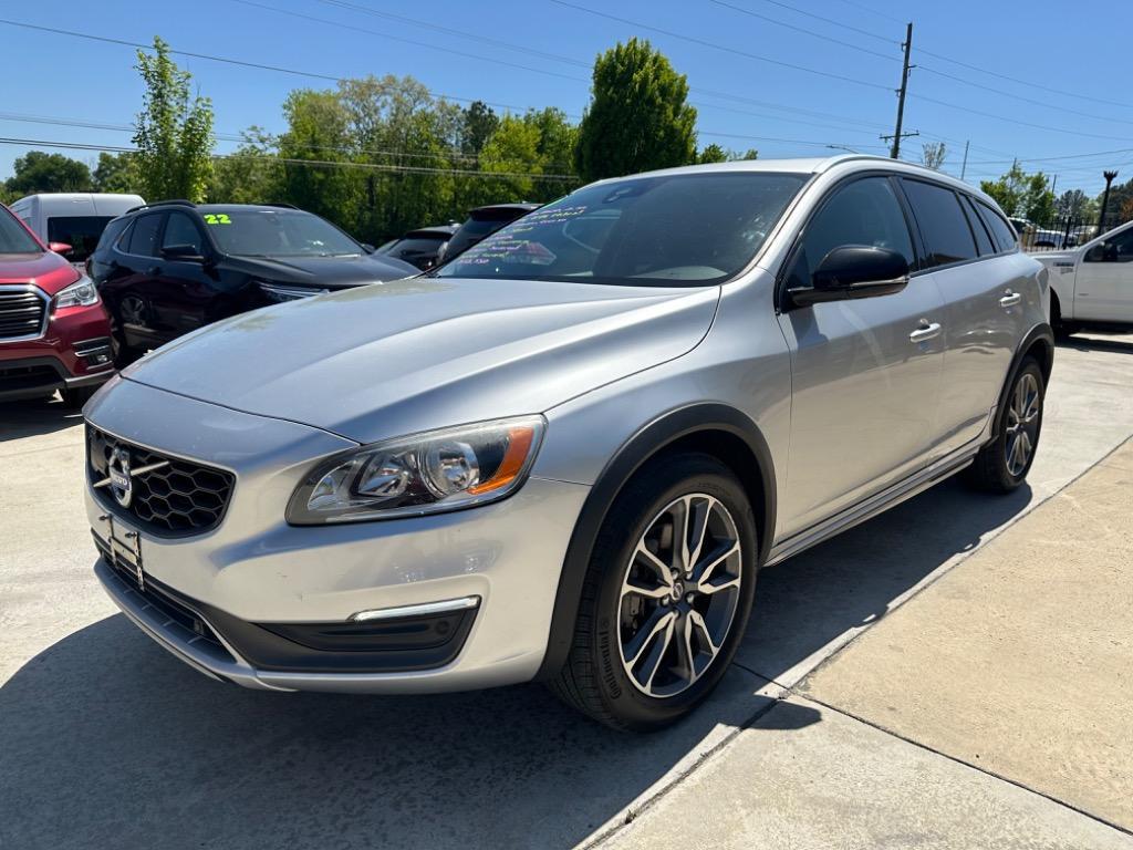 used 2016 Volvo V60 Cross Country car, priced at $9,450